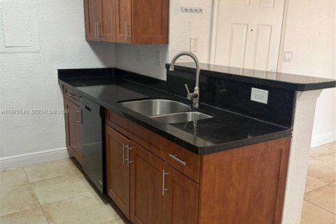 Copropriété à louer à Miami, Floride: 1 chambre, 54.44 m2 № 2046440 - photo 20