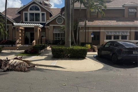 Copropriété à louer à Miami, Floride: 1 chambre, 54.44 m2 № 2046440 - photo 6