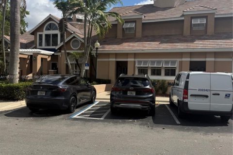 Copropriété à louer à Miami, Floride: 1 chambre, 54.44 m2 № 2046440 - photo 7