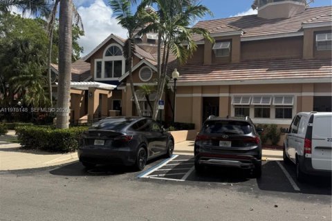 Copropriété à louer à Miami, Floride: 1 chambre, 54.44 m2 № 2046440 - photo 5