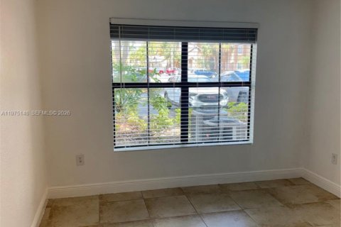 Copropriété à louer à Miami, Floride: 1 chambre, 54.44 m2 № 2046440 - photo 17