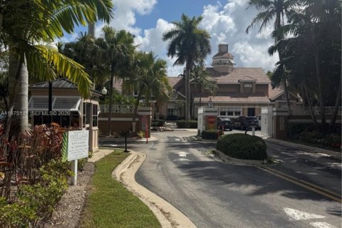 Copropriété à louer à Miami, Floride: 1 chambre, 54.44 m2 № 2046440 - photo 3