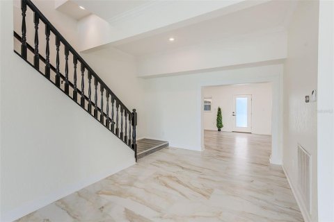 House in Saint Pete Beach, Florida 4 bedrooms, 344.39 sq.m. № 1915006 - photo 12