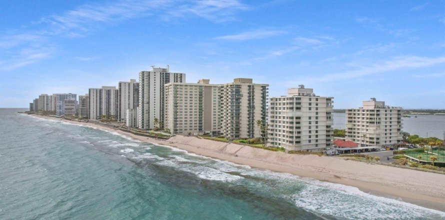 Condo à Riviera Beach, Floride, 2 chambres  № 1142246