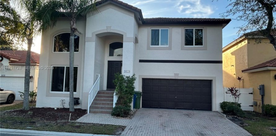 Дом в Уэстон, Флорида 4 спальни, 194.26м2 № 1990979