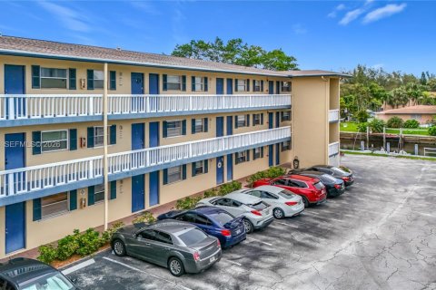 Condominio en venta en Fort Lauderdale, Florida, 2 dormitorios, 83.61 m2 № 2263724 - foto 23