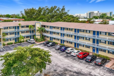 Condominio en venta en Fort Lauderdale, Florida, 2 dormitorios, 83.61 m2 № 2263724 - foto 26