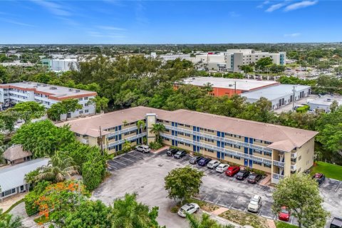 Condominio en venta en Fort Lauderdale, Florida, 2 dormitorios, 83.61 m2 № 2263724 - foto 27