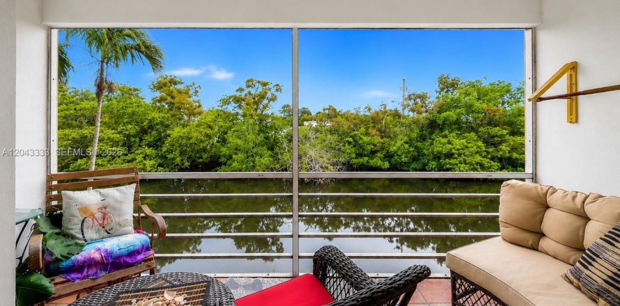 Condominio en Fort Lauderdale, Florida, 2 dormitorios  № 2263724