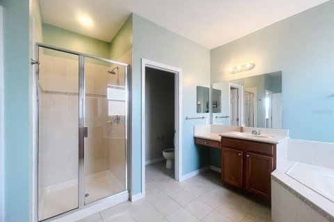 Casa en alquiler en Davenport, Florida, 7 dormitorios, 265.33 m2 № 1913839 - foto 18