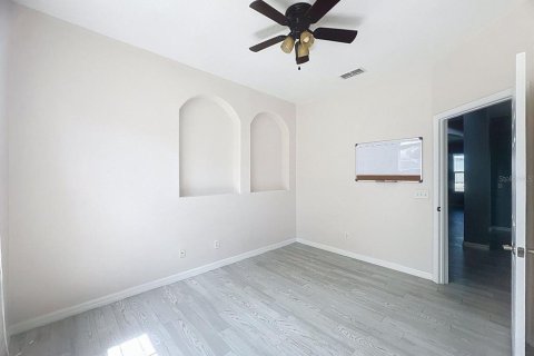 Casa en alquiler en Davenport, Florida, 7 dormitorios, 265.33 m2 № 1913839 - foto 10