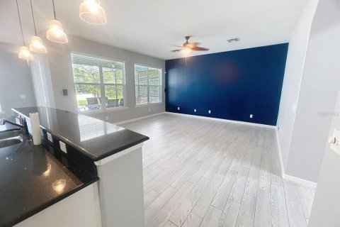 Casa en alquiler en Davenport, Florida, 7 dormitorios, 265.33 m2 № 1913839 - foto 7