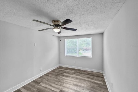 Villa ou maison à louer à Apopka, Floride: 3 chambres, 130.25 m2 № 2419940 - photo 11