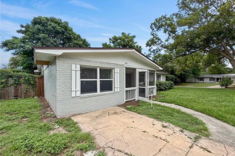 Villa ou maison à louer à Apopka, Floride: 3 chambres, 130.25 m2 № 2419940 - photo 2
