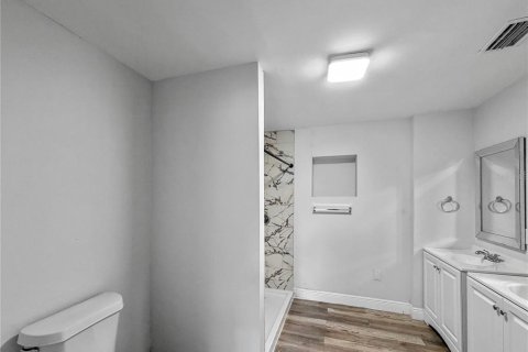 Villa ou maison à louer à Apopka, Floride: 3 chambres, 130.25 m2 № 2419940 - photo 15