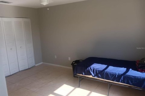 House in North Port, Florida 3 bedrooms, 122.26 sq.m. № 2233446 - photo 6