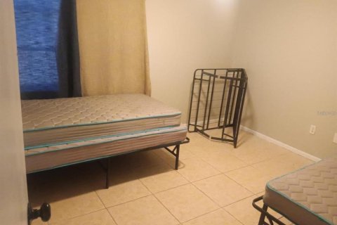 House in North Port, Florida 3 bedrooms, 122.26 sq.m. № 2233446 - photo 11