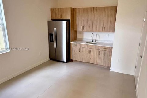 Квартира в Хомстед, Флорида 1 спальня, 276.85м2 № 2091040