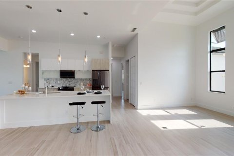 House in Port Charlotte, Florida 4 bedrooms, 195.75 sq.m. № 1824612 - photo 20
