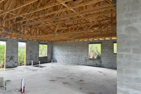 House in Port Charlotte, Florida 4 bedrooms, 195.75 sq.m. № 1824612 - photo 3
