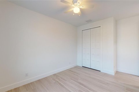 House in Port Charlotte, Florida 4 bedrooms, 195.75 sq.m. № 1824612 - photo 22