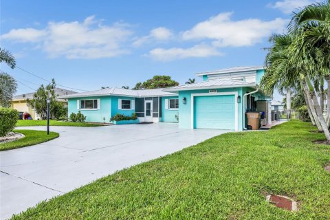 Casa en venta en Cape Coral, Florida, 3 dormitorios, 207.92 m2 № 1908637 - foto 6