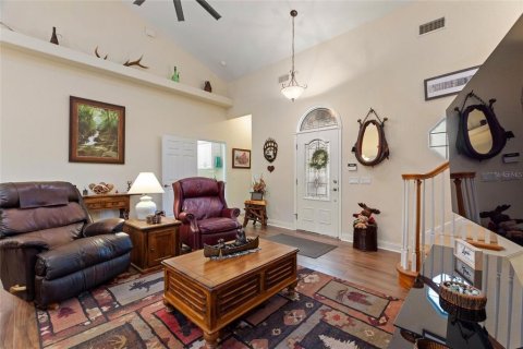House in Polk City, Florida 2 bedrooms, 198.25 sq.m. № 1919054 - photo 18