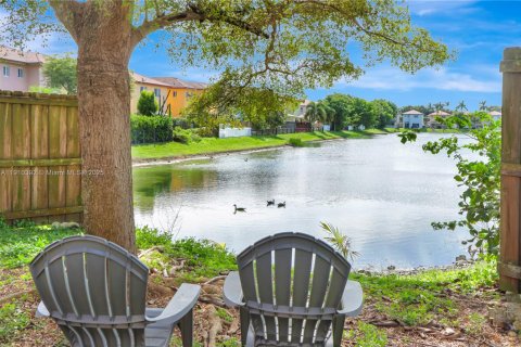 Купить виллу или дом в Хомстед, Флорида 3 спальни, 111.48м2, № 1970956 - фото 5