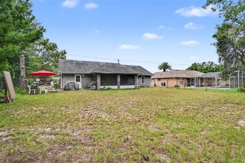 Villa ou maison à vendre à Deltona, Floride: 4 chambres, 117.43 m2 № 2277688 - photo 24