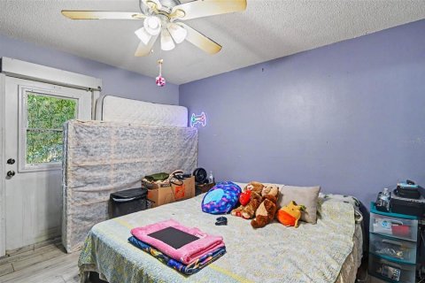 Villa ou maison à vendre à Deltona, Floride: 4 chambres, 117.43 m2 № 2277688 - photo 16
