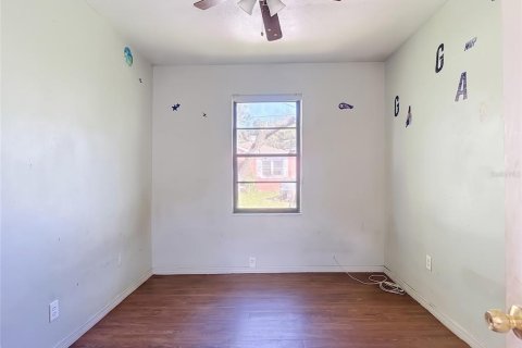 Casa en venta en Tampa, Florida, 3 dormitorios, 86.96 m2 № 2388128 - foto 8