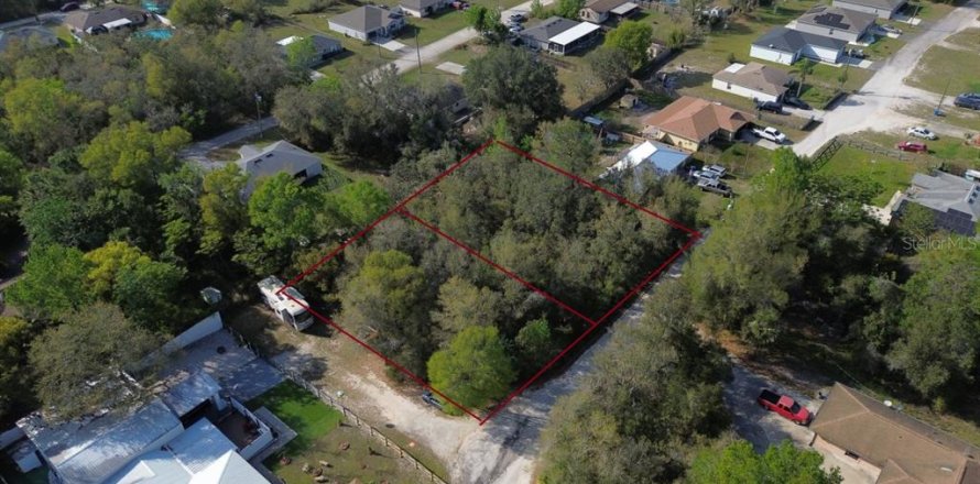 Terreno en Orange City, Florida № 1651536