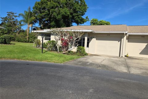 House in Sarasota, Florida 2 bedrooms, 112.04 sq.m. № 2211898