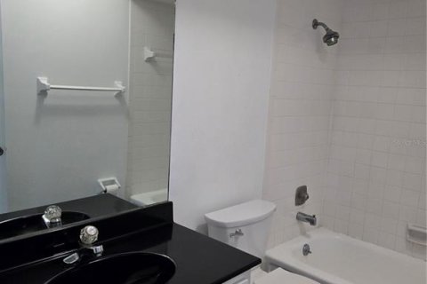 Casa en venta en Sarasota, Florida, 2 dormitorios, 112.04 m2 № 2211898 - foto 25