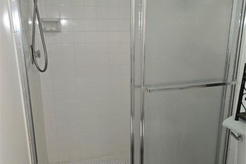 Casa en venta en Sarasota, Florida, 2 dormitorios, 112.04 m2 № 2211898 - foto 6