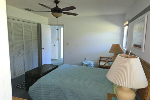 Casa en venta en Sarasota, Florida, 2 dormitorios, 112.04 m2 № 2211898 - foto 1