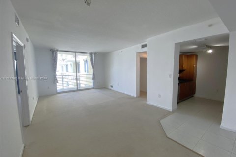 Condo in Aventura, Florida, 2 bedrooms  № 1861067 - photo 4