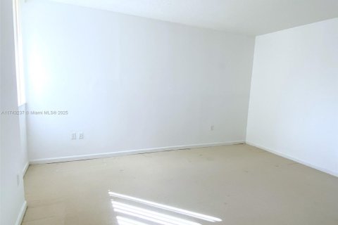 Condo in Aventura, Florida, 2 bedrooms  № 1861067 - photo 14