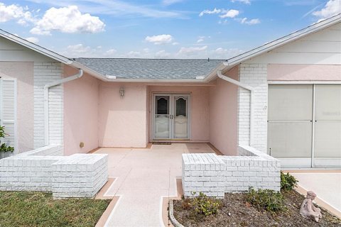 Villa ou maison à vendre à New Port Richey, Floride: 2 chambres, 169.64 m2 № 1795427 - photo 12