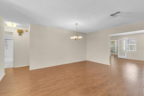 Villa ou maison à vendre à New Port Richey, Floride: 2 chambres, 169.64 m2 № 1795427 - photo 23