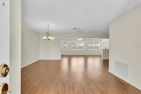 Villa ou maison à vendre à New Port Richey, Floride: 2 chambres, 169.64 m2 № 1795427 - photo 21