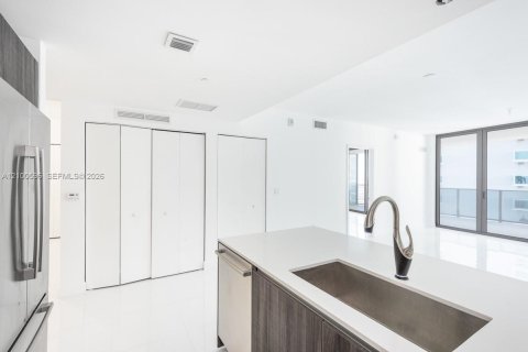 Copropriété à louer à Miami, Floride: 1 chambre, 90.95 m2 № 2403730 - photo 9