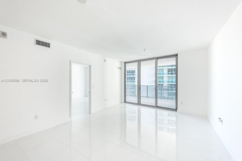 Copropriété à louer à Miami, Floride: 1 chambre, 90.95 m2 № 2403730 - photo 4