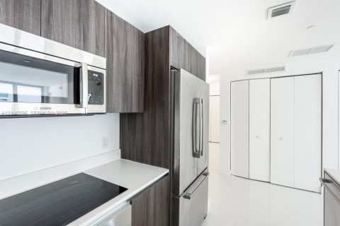 Copropriété à louer à Miami, Floride: 1 chambre, 90.95 m2 № 2403730 - photo 8