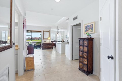 Condo in Venice, Florida, 2 bedrooms № 2352313 - photo 3