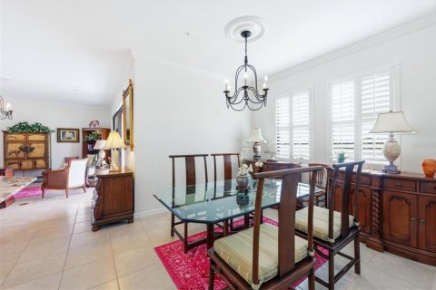 Condo in Venice, Florida, 2 bedrooms № 2352313 - photo 25
