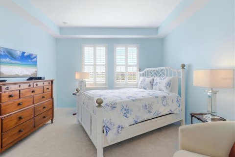 Condo in Venice, Florida, 2 bedrooms № 2352313 - photo 28