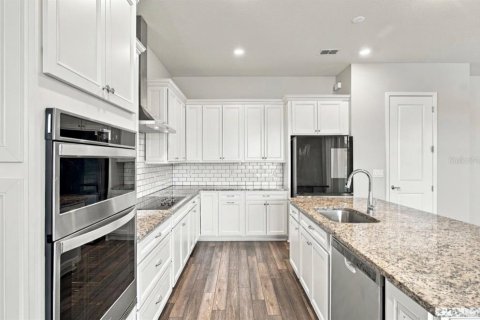 Villa ou maison à louer à Riverview, Floride: 5 chambres, 318.84 m2 № 2415414 - photo 6
