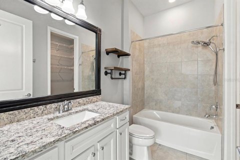 Villa ou maison à louer à Riverview, Floride: 5 chambres, 318.84 m2 № 2415414 - photo 23