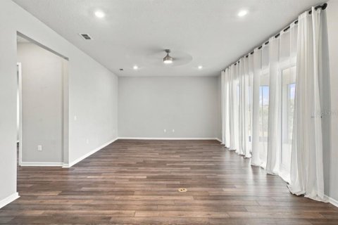 Villa ou maison à louer à Riverview, Floride: 5 chambres, 318.84 m2 № 2415414 - photo 15